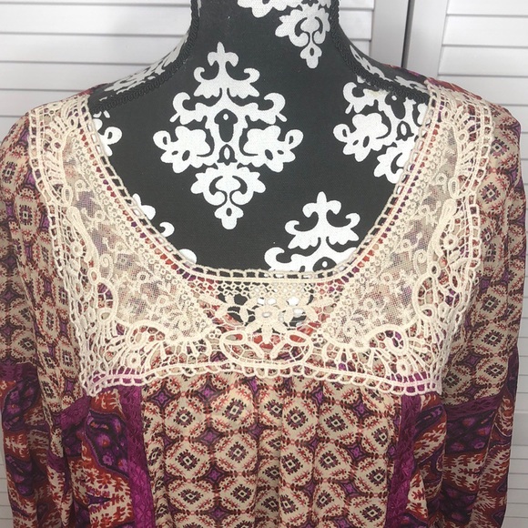 Bila Sheer Lace Fuschia Peasant Blouse Large NWT - Picture 2 of 7